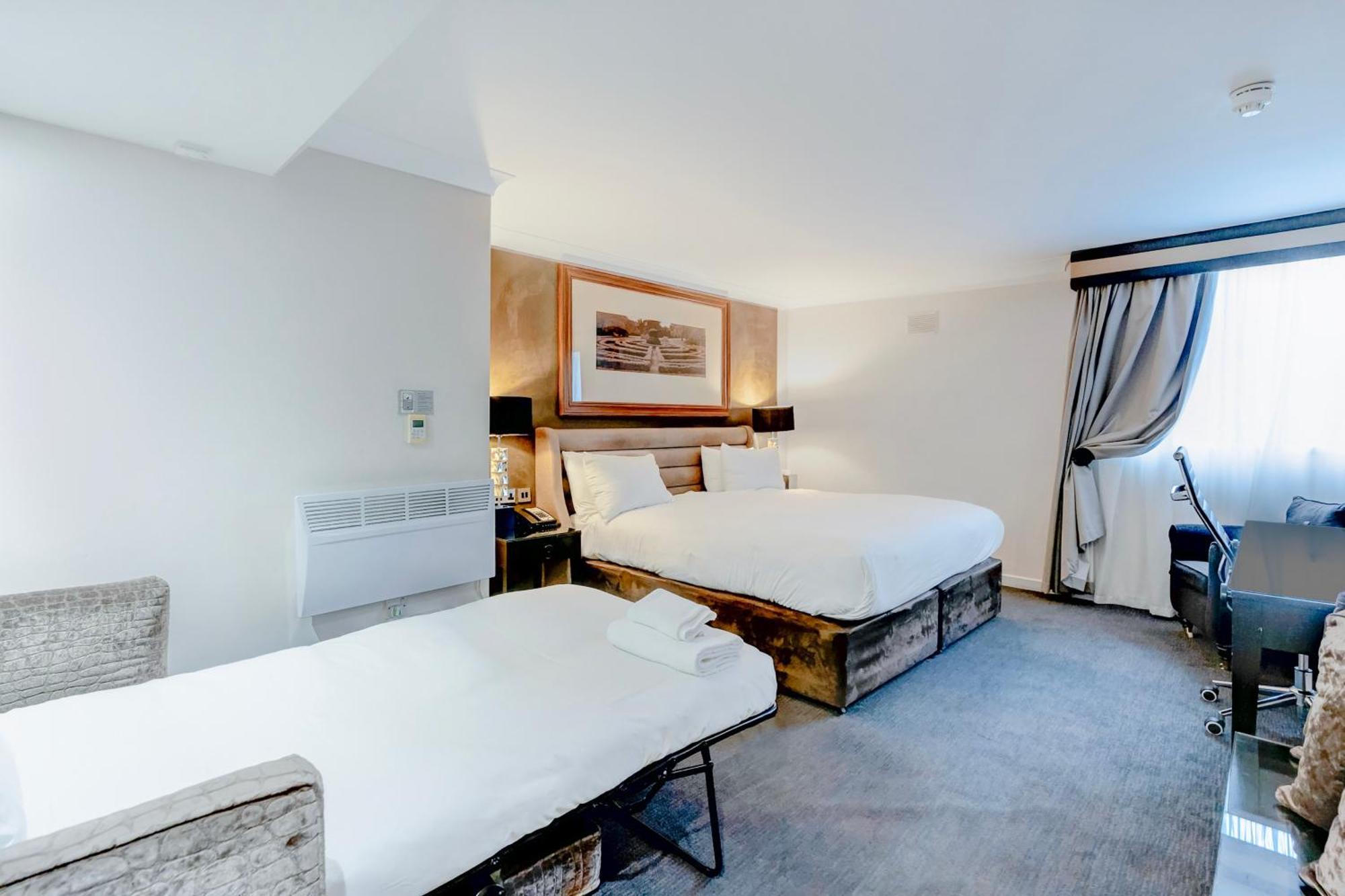 The Landmark Hotel And Spa Leisure Club A Palette Hotel ดันดี ภายนอก รูปภาพ